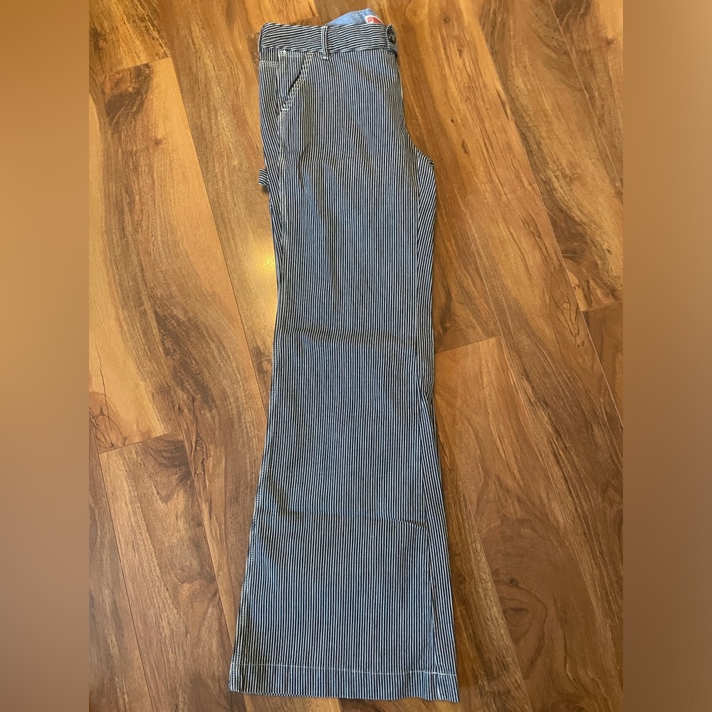 Pinstriped GAP wide leg pants